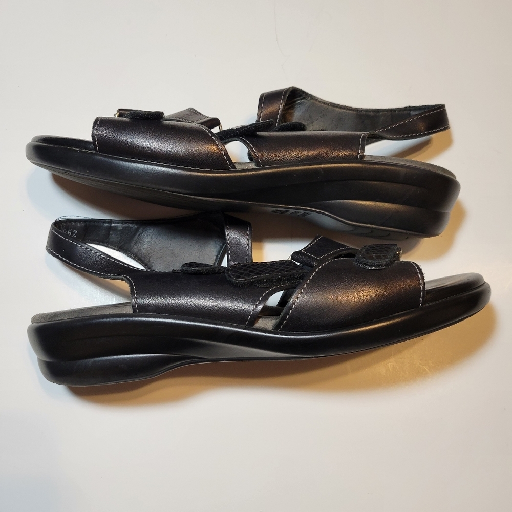 SAS Womens Black leather tri-comfort low heeled sandal Made in the USA Size 8N - Picture 4 of 7